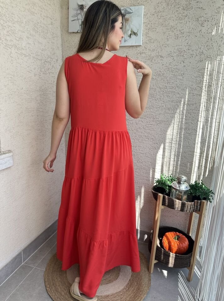 Kırmızı Kalın Askılı Asimetrik Dikişli Elbise