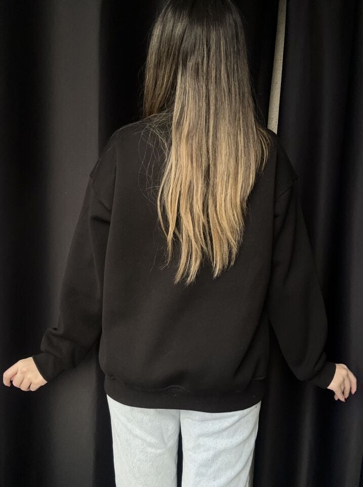 Omuz Dikiş Detaylı Siyah Oversiz Sweat