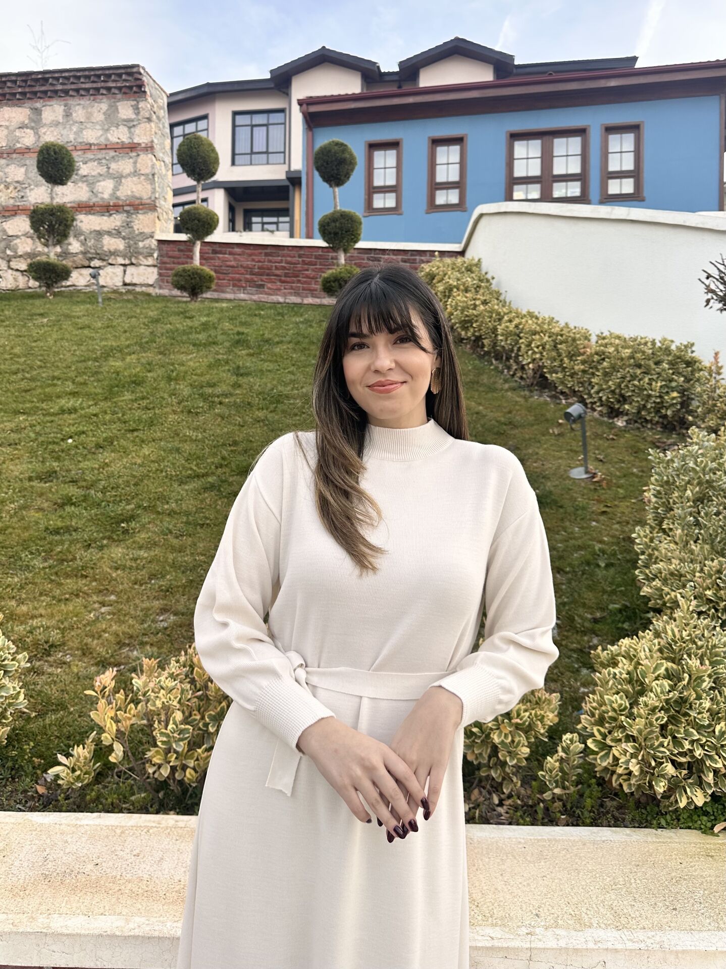 Helena Krem Kuşaklı Elbise