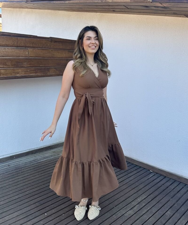 Anvelop Kahverengi Eteği Fırfırlı Midi Elbise