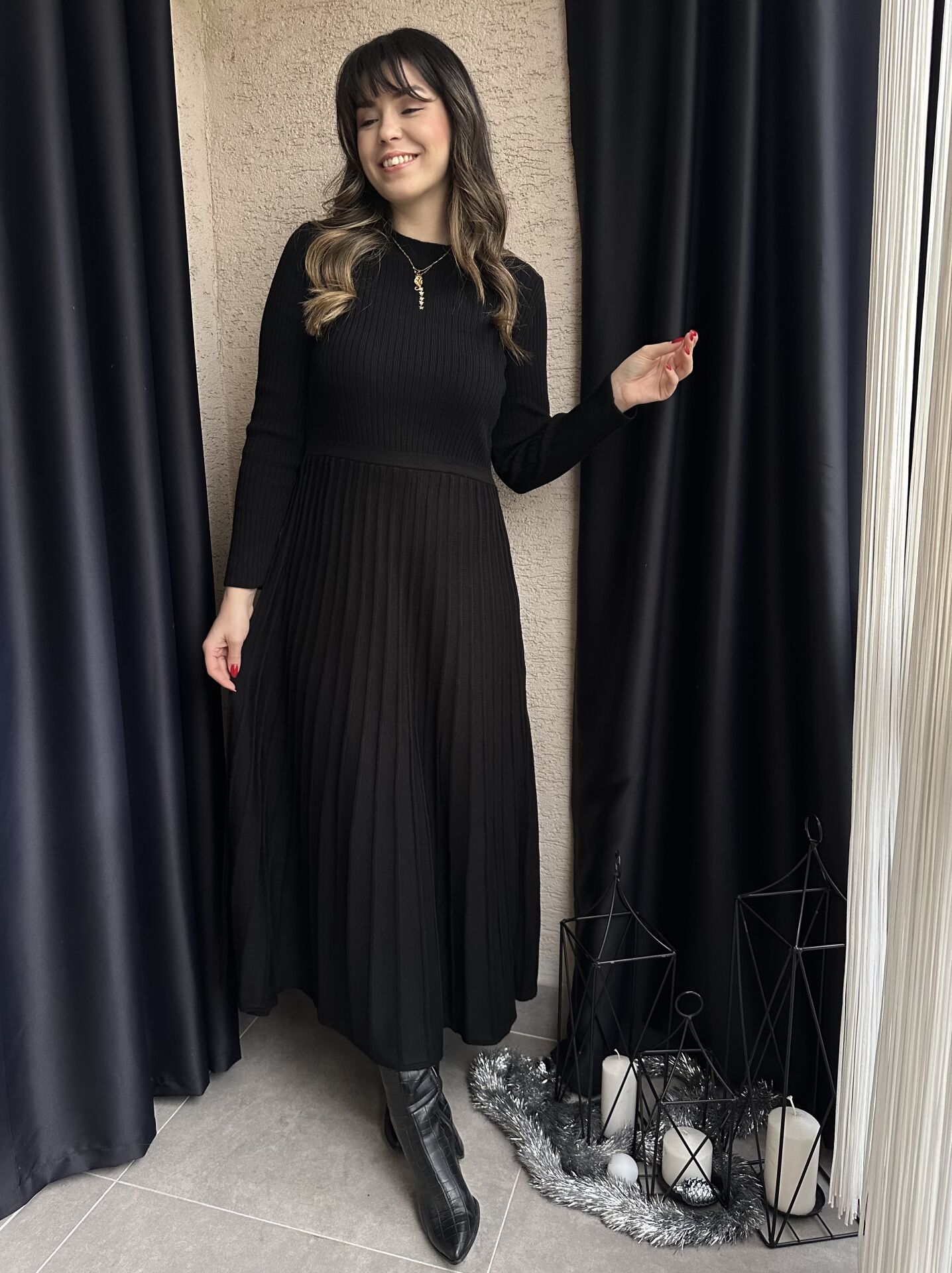 Kilya Fitilli Siyah Triko Elbise