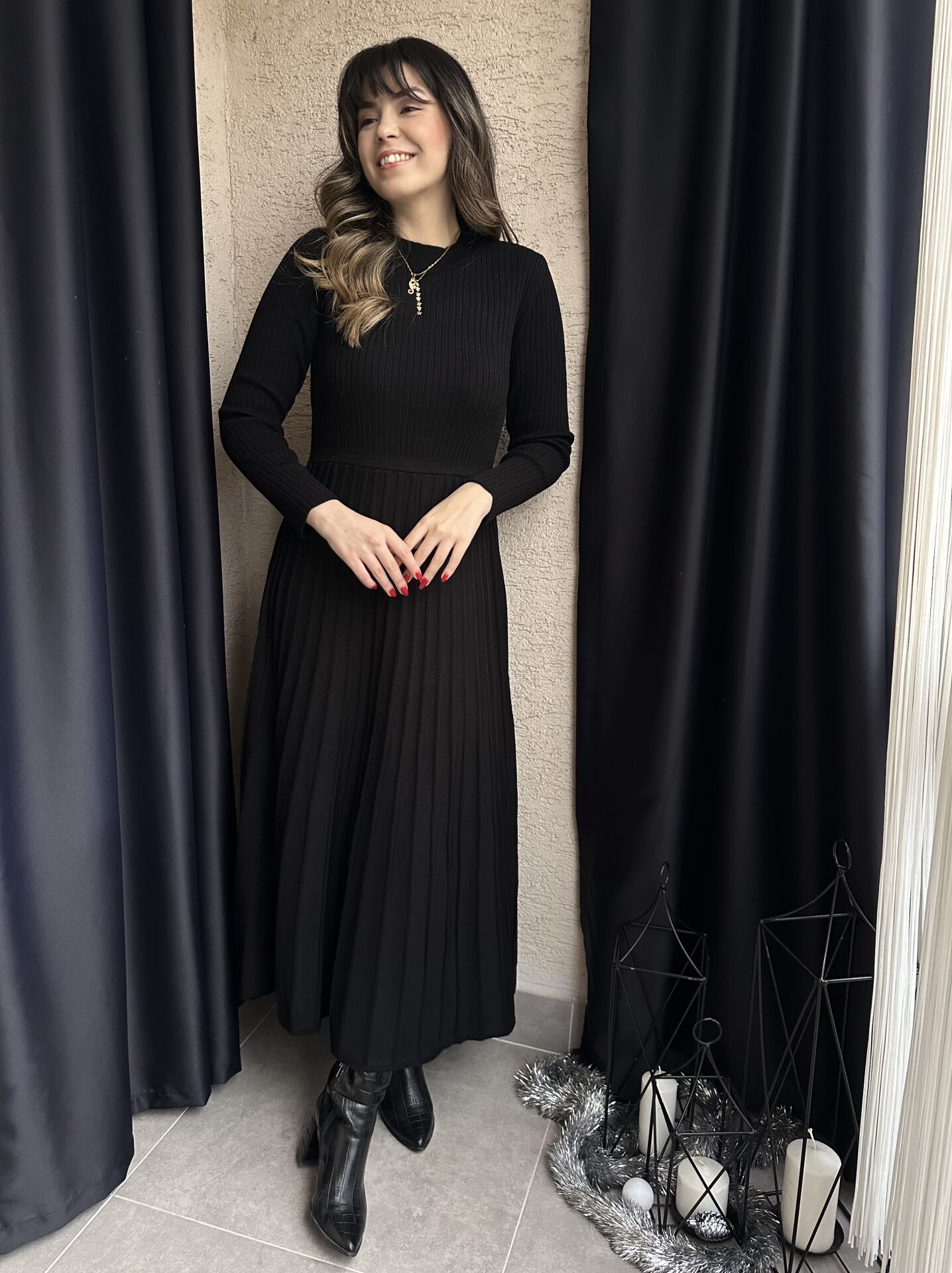 Kilya Fitilli Siyah Triko Elbise