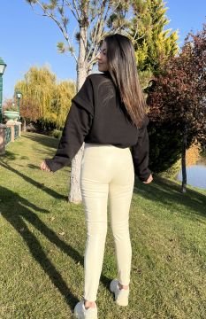 Dikiş Detaylı Taş Deri Pantolon