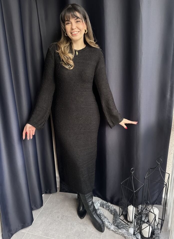 Dokulu Siyah Maksi Elbise