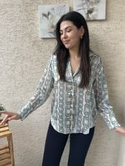 Mavi Desenli Saten Gömlek