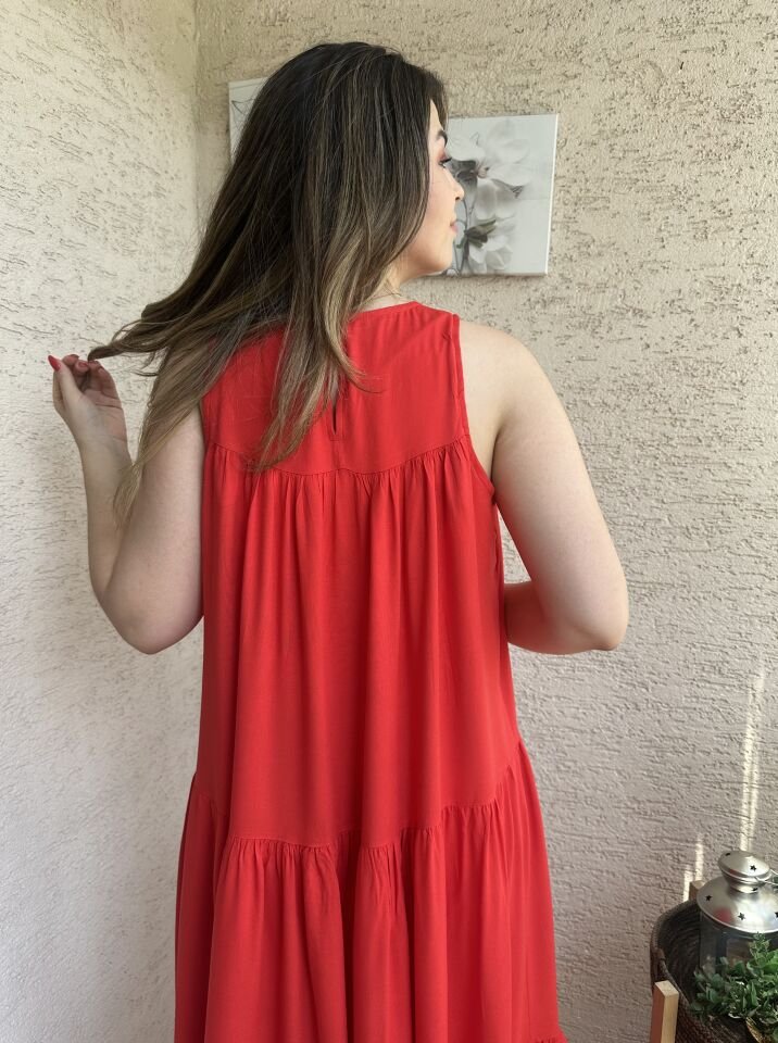 Kırmızı Sıfır Kol Katlı Maxi Elbise
