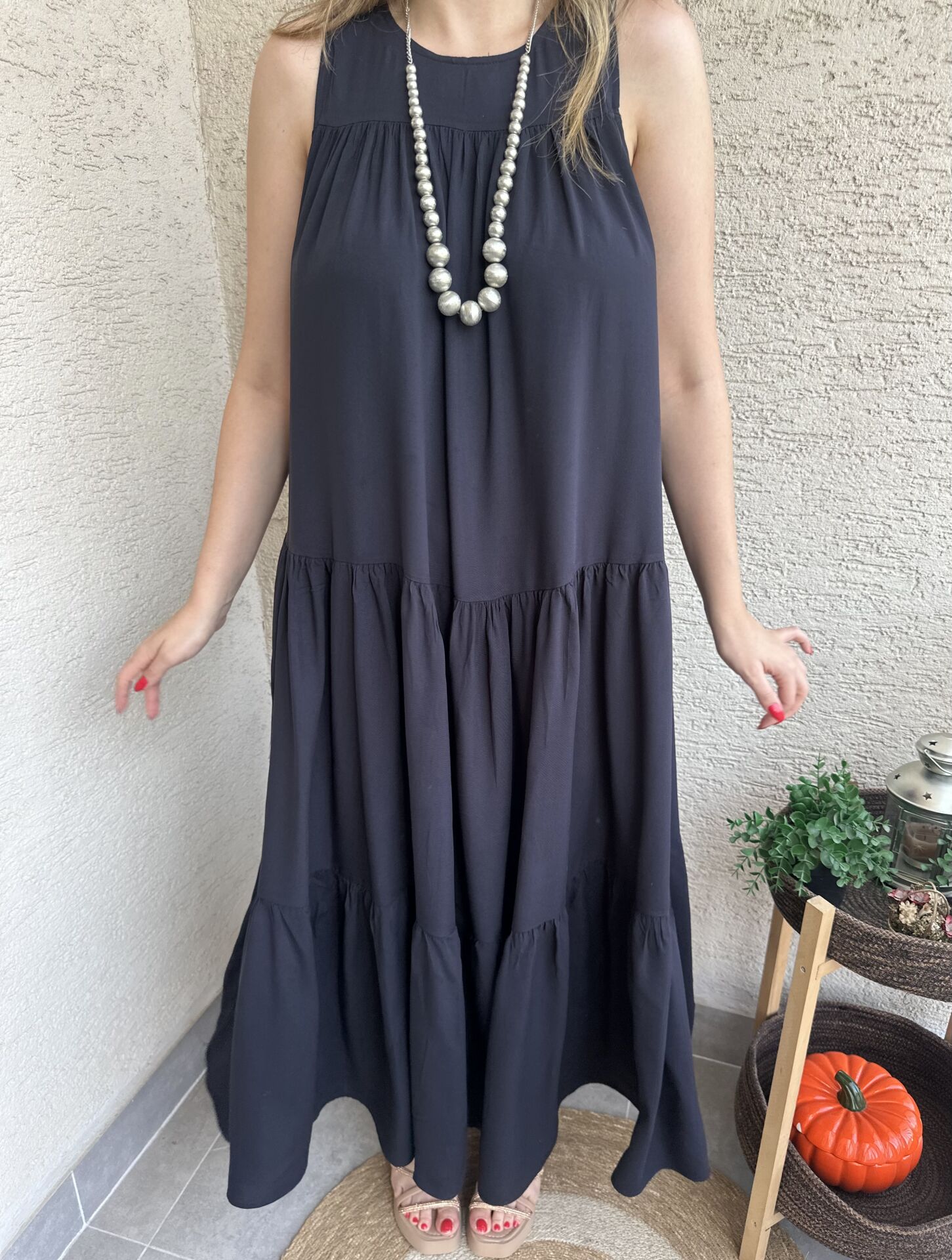 Lacivert Sıfır Kol Katlı Maxi Elbise