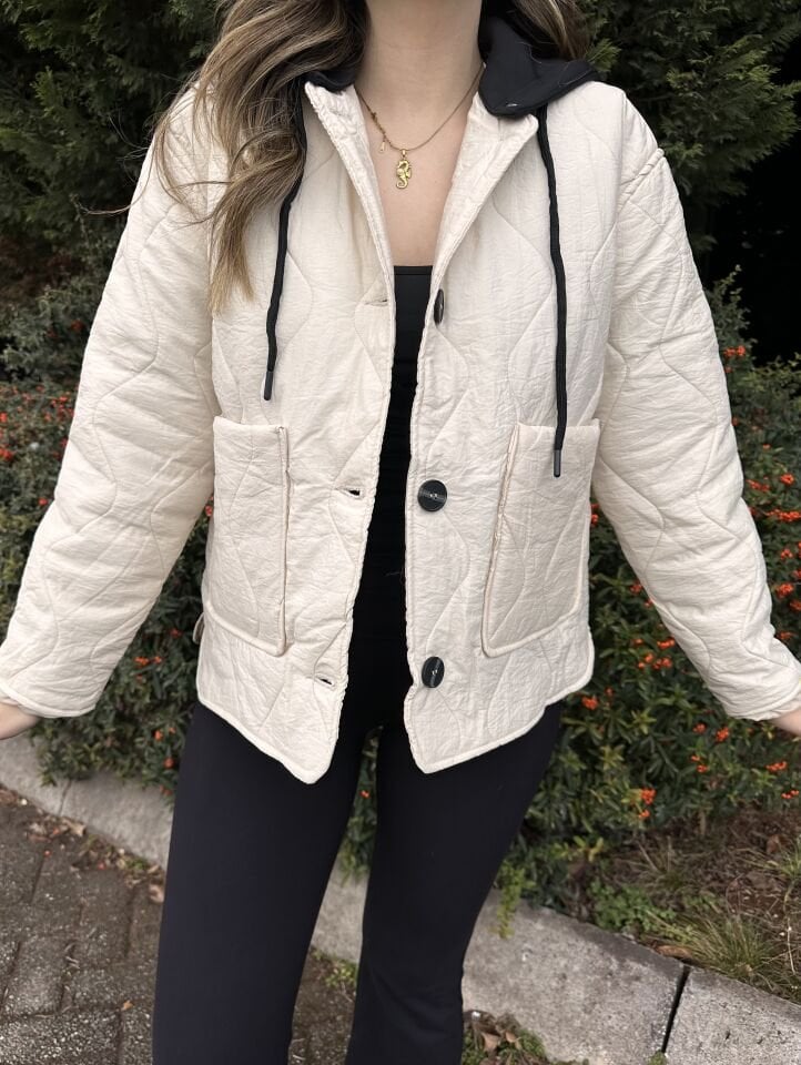 Krem Kapüşonlu Kapitone