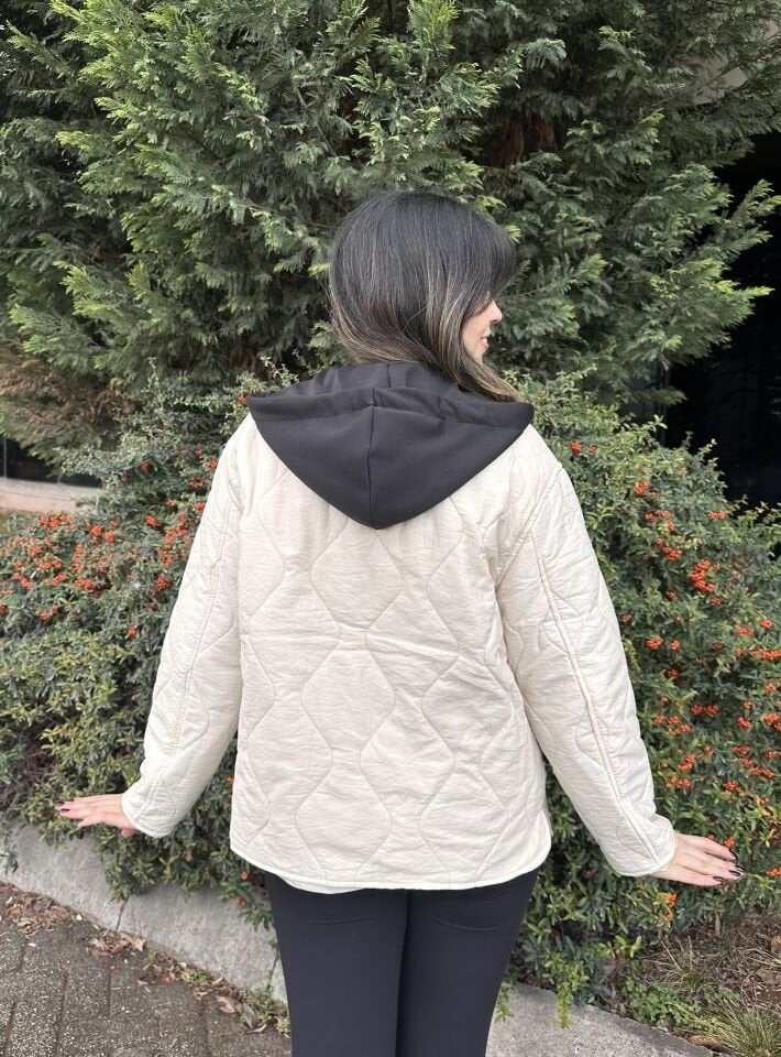 Krem Kapüşonlu Kapitone