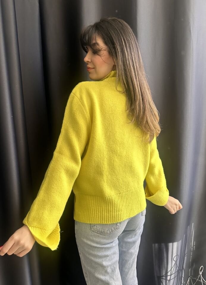 Sarı Kolu Yırtmaçlı Basic Kazak