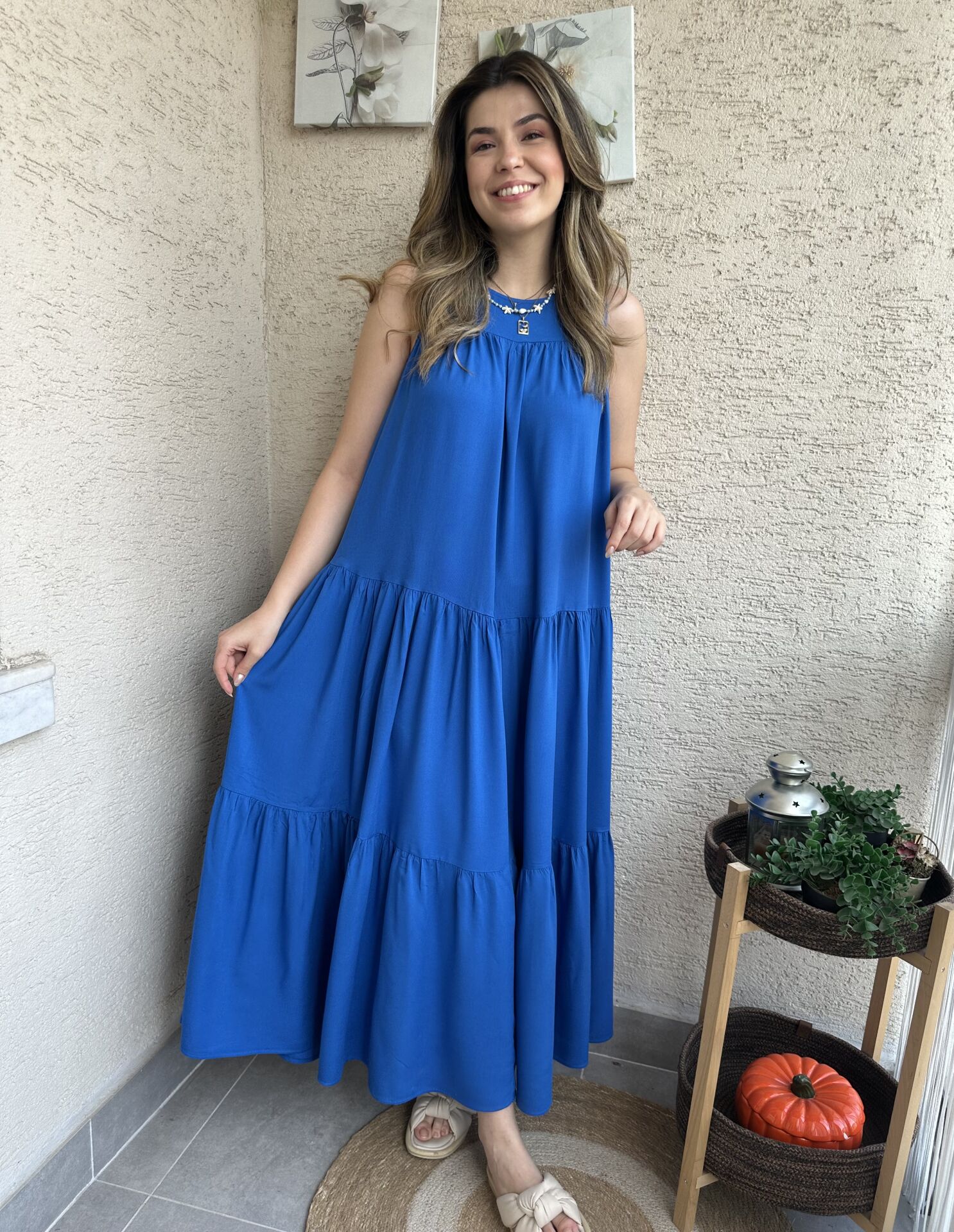 Saks Mavisi Sıfır Kol Katlı Maxi Elbise