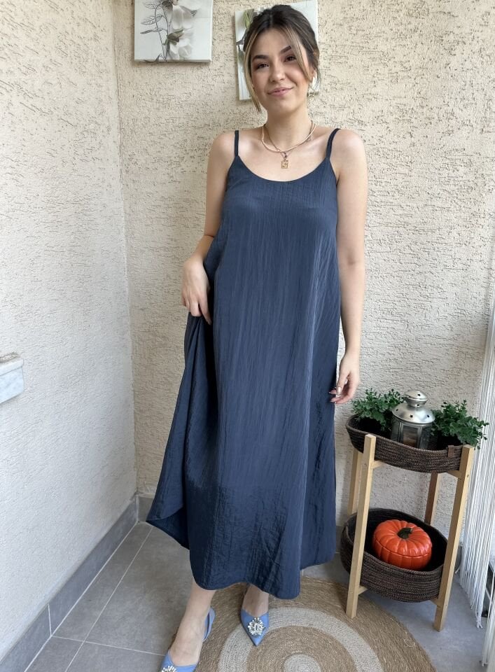 Lacivert İp Askılı Parlak Elbise