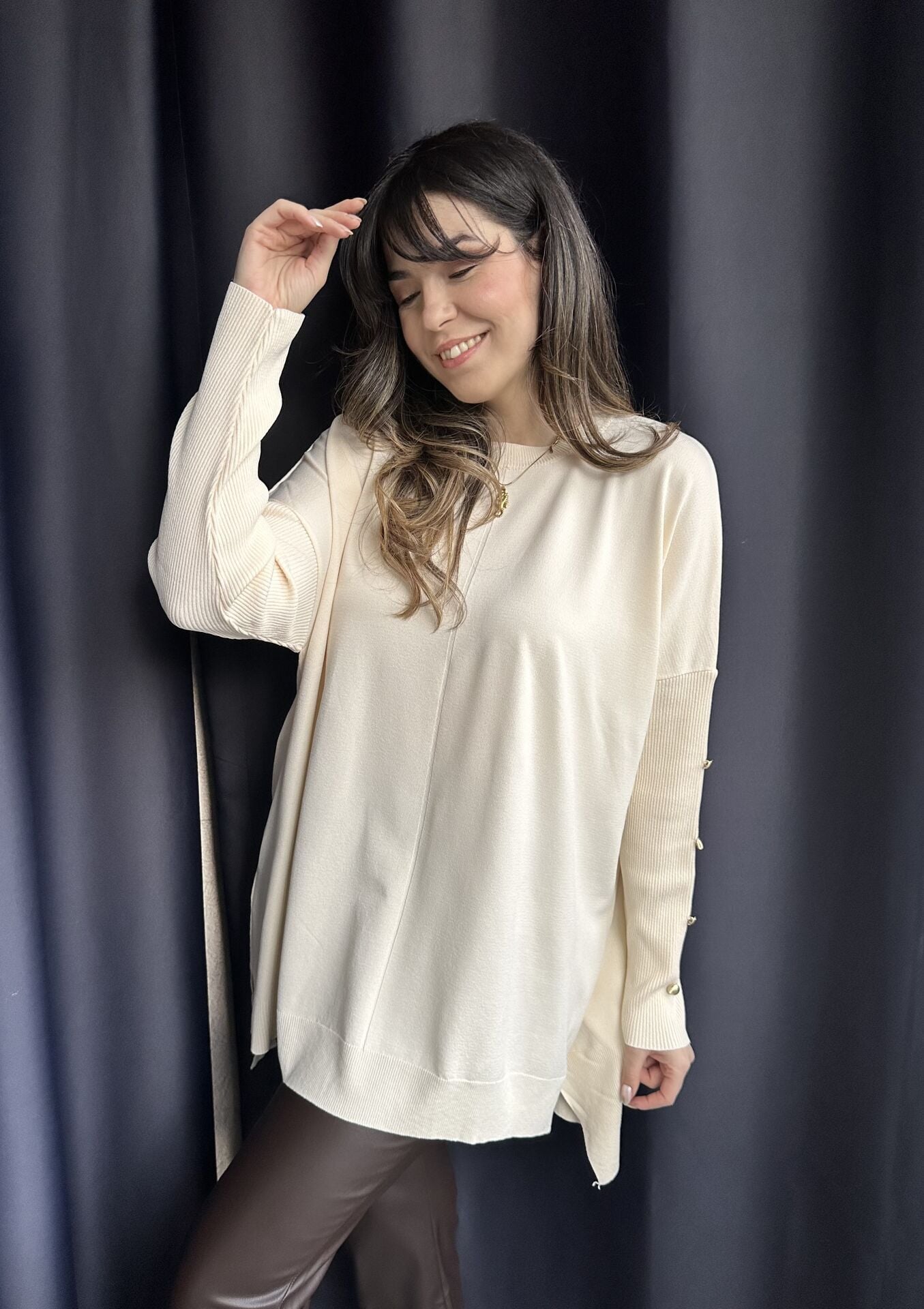 Ekru Rengi Gold Düğmeli Merserize Triko