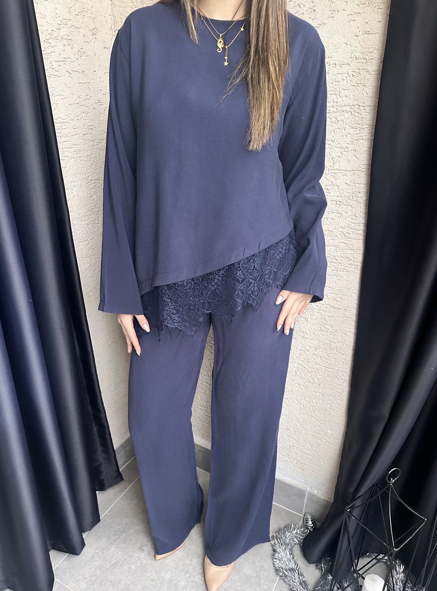 Lacivert Dantel Detaylı Tensel Takım