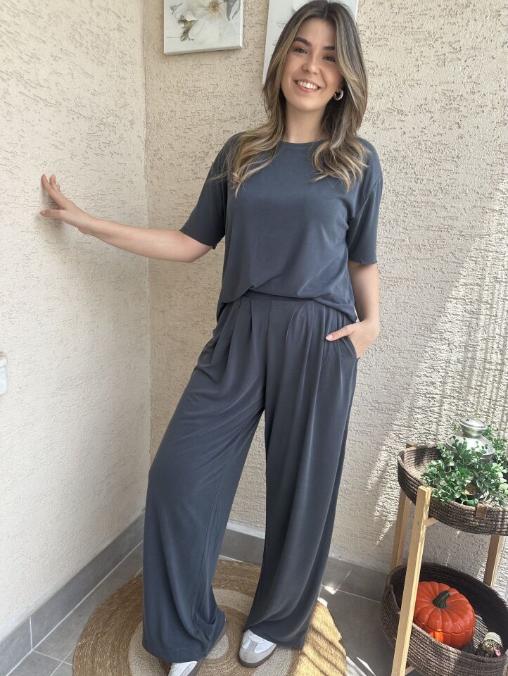 Antrasit Pileli Pantolon Tişört Modal Takım