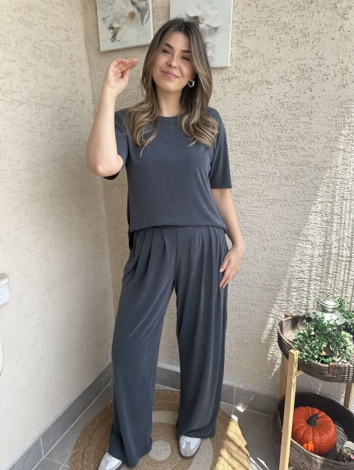 Antrasit Pileli Pantolon Tişört Modal Takım