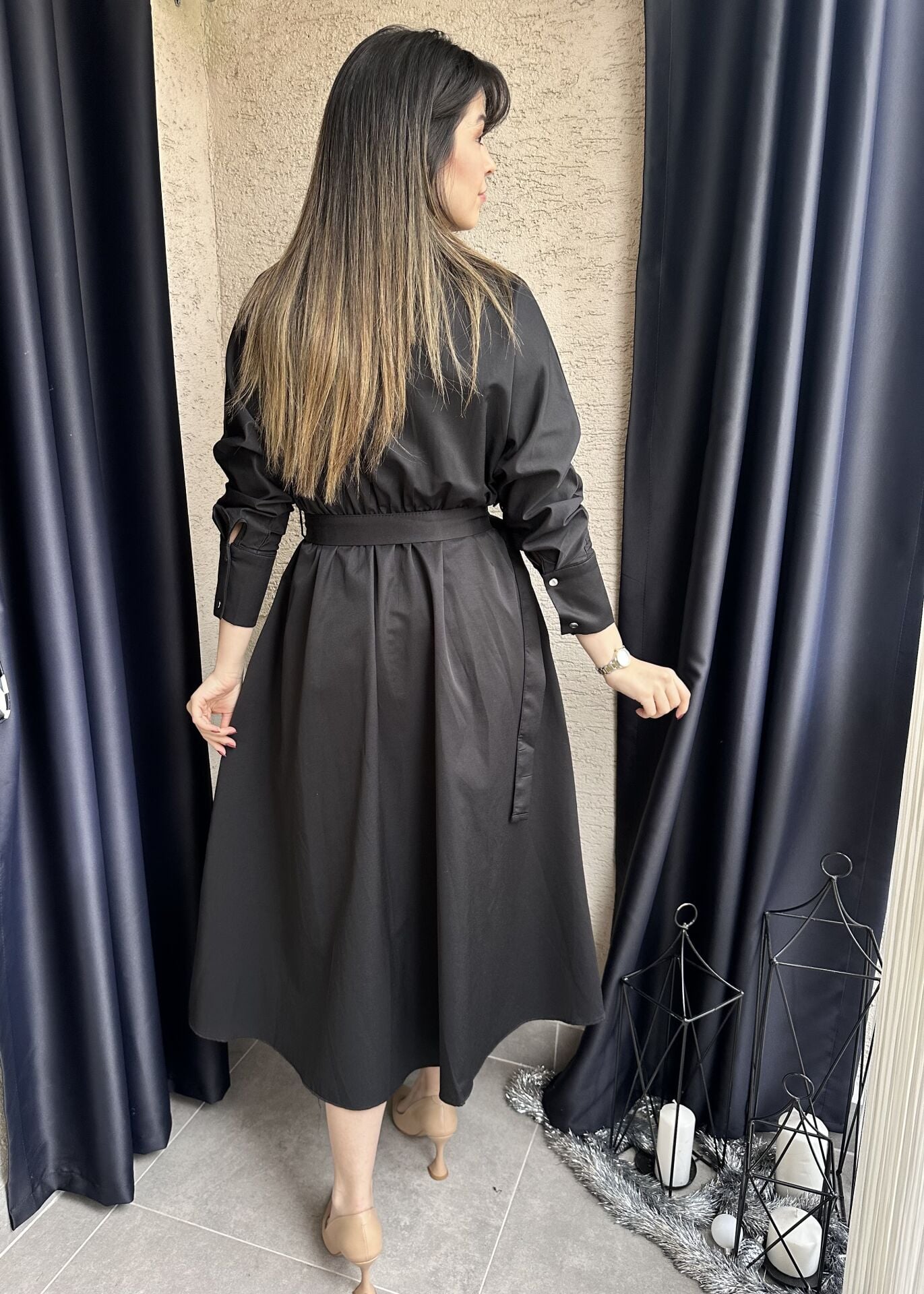 Sali Siyah Uzun Kollu Kuşaklı  Elbise