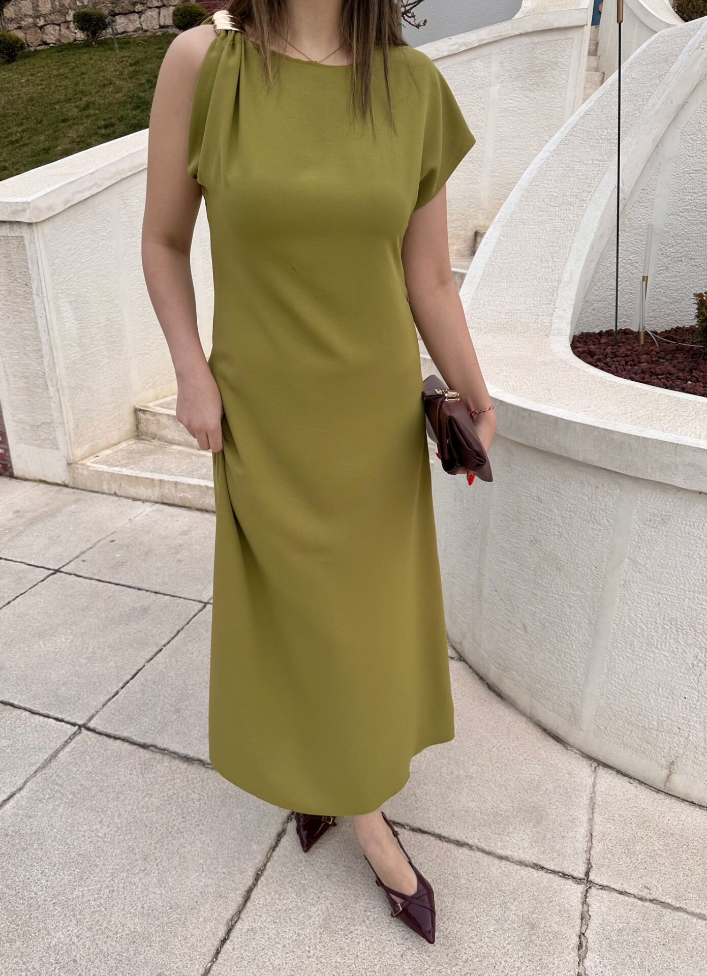 Omzu Tokalı Yağ Yeşili Elbise