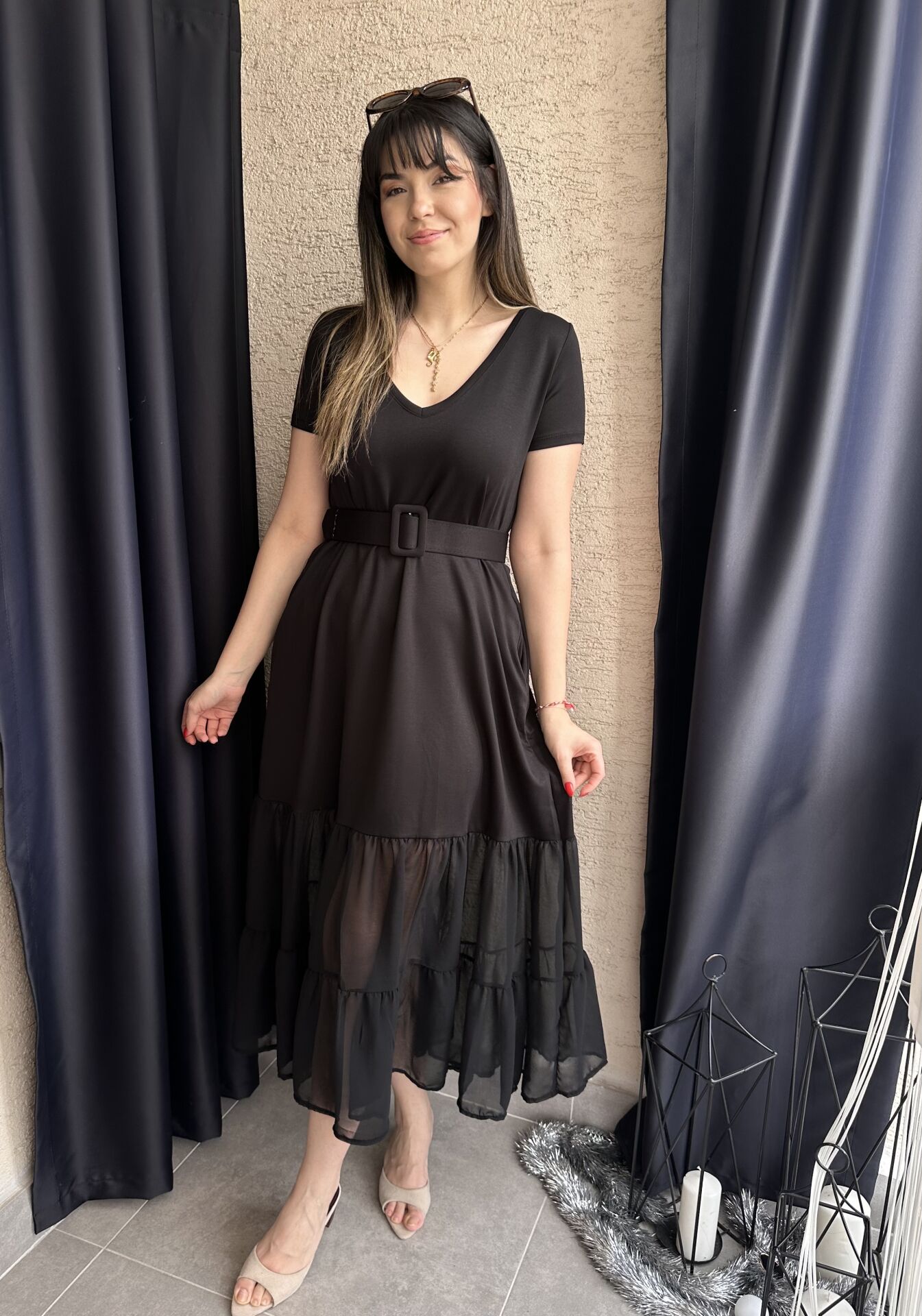 Siyah Şifon Etekli Kemerli Elbise