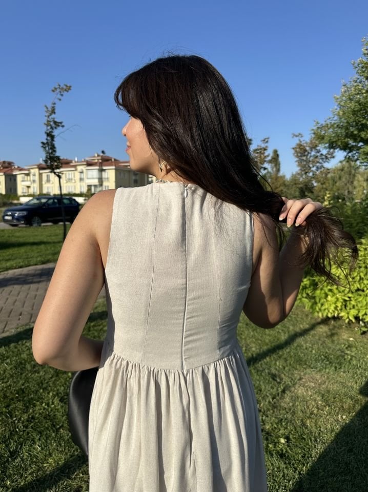 Eteği Çiçekli Keten Maksi Elbise