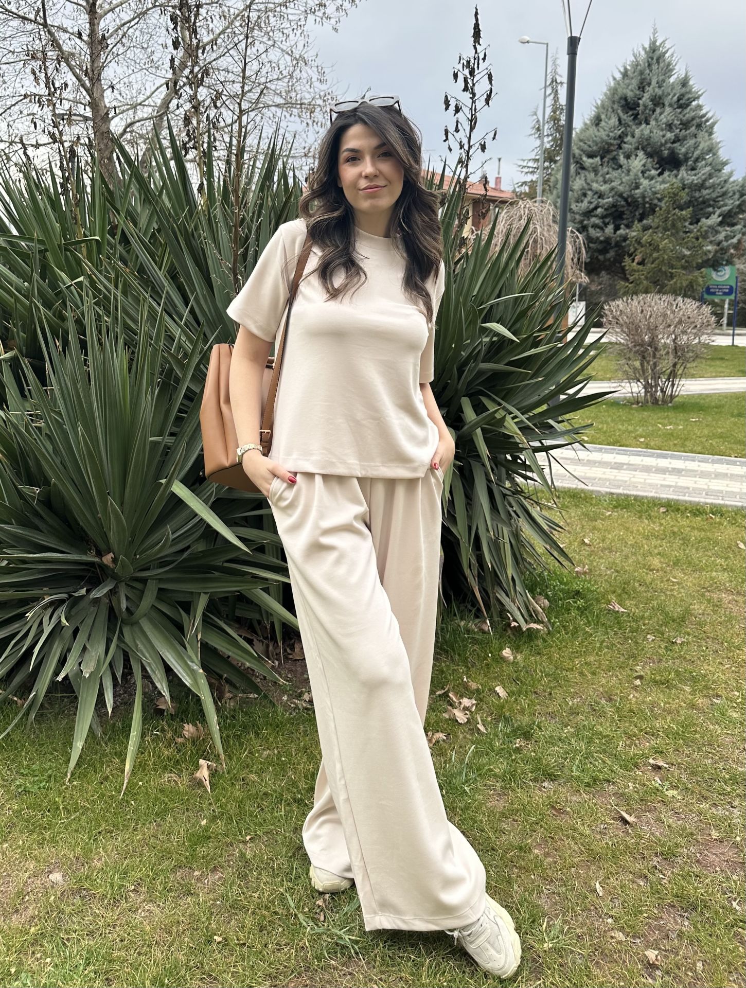 Bej Oysh Eşofman Takımı