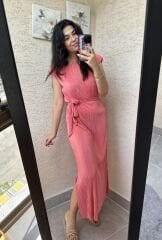 Toz Pembe  Vatkalı Piliseli Elbise