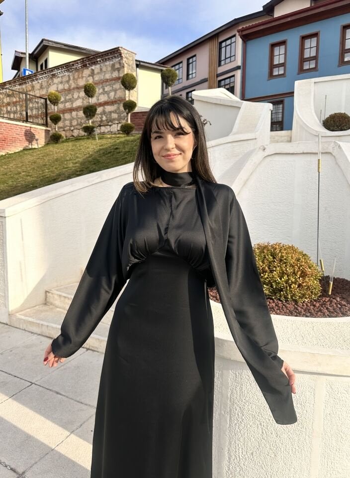 Arya Siyah Saten Şallı Elbise