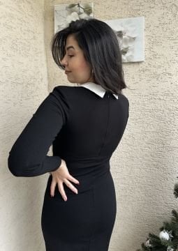 Vatkalı Yaka Detaylı Siyah Midi Elbise