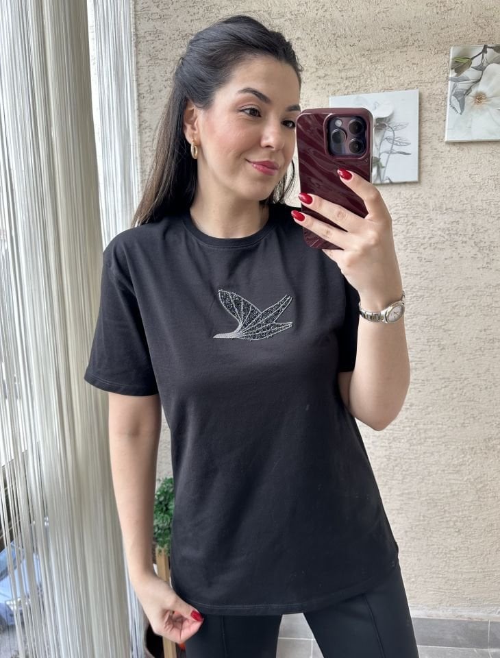 Taşlı Kuşlu Siyah Tişört