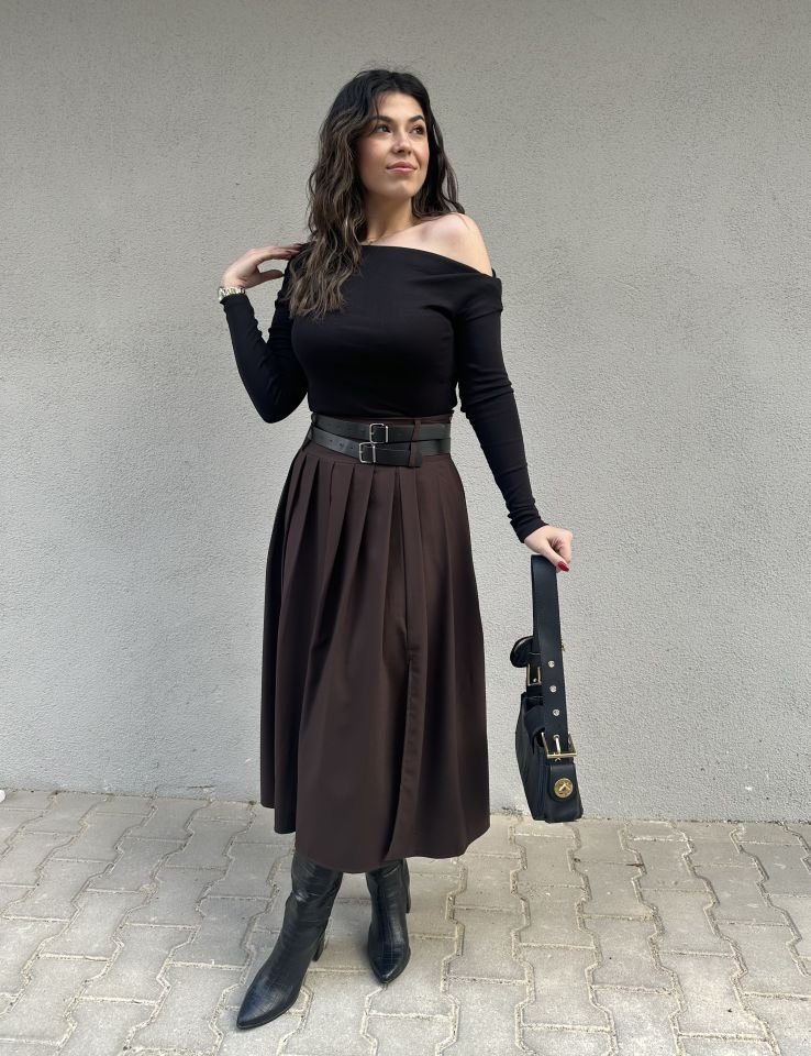 Kahverengi Kemerli Yırtmaçlı Kemerli Midi Boy Etek