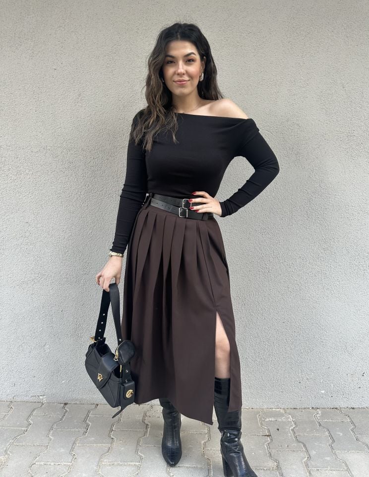 Kahverengi Kemerli Yırtmaçlı Kemerli Midi Boy Etek