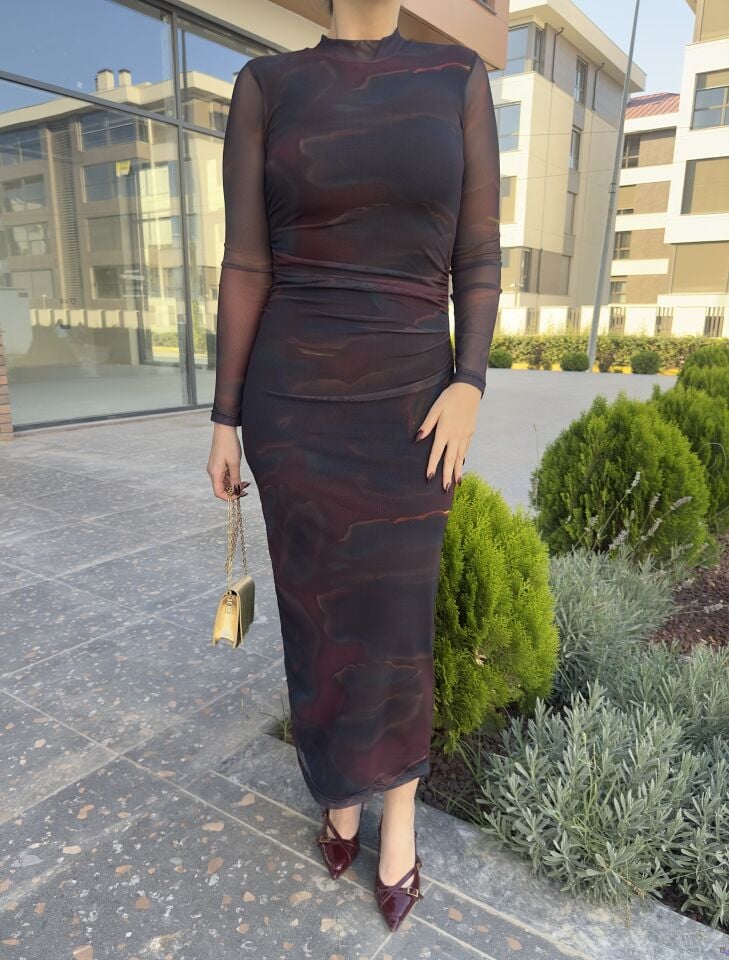 Bordo Batik Desen Drapeli Şifon Kalem Elbise