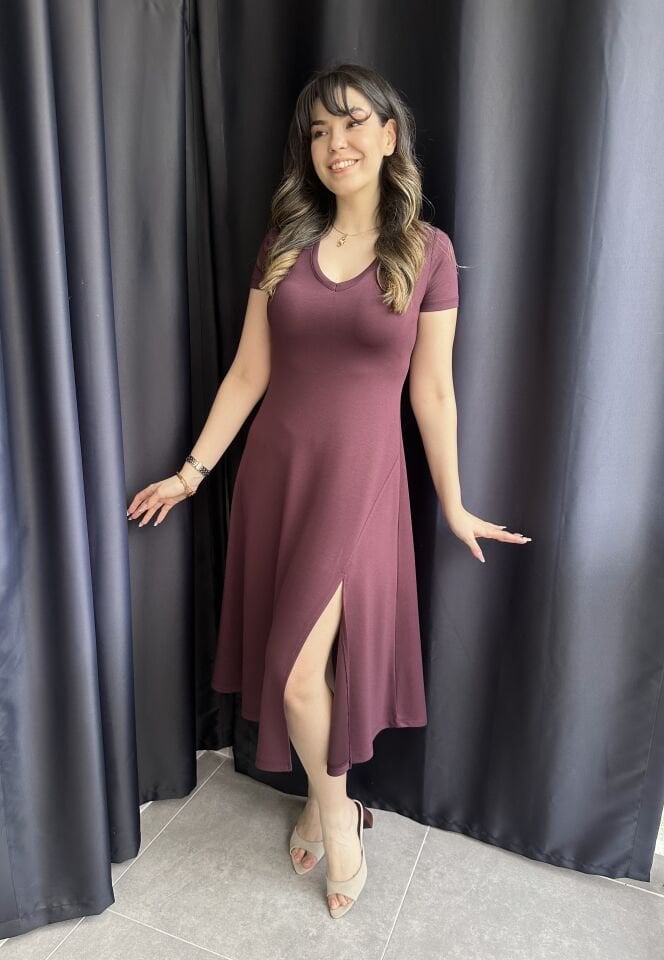 V Yaka Mürdüm Yırtmaçlı Modal Elbise