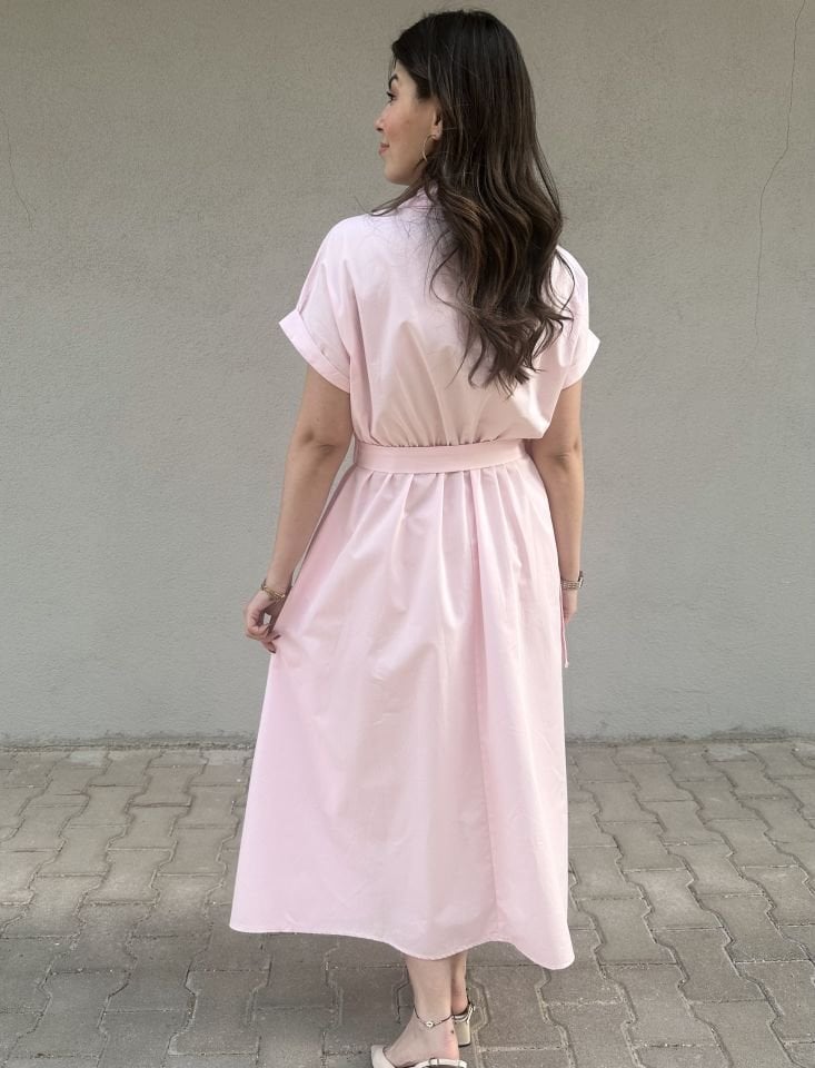 Kısa Kollu Kuşaklı Toz Pembe Elbise