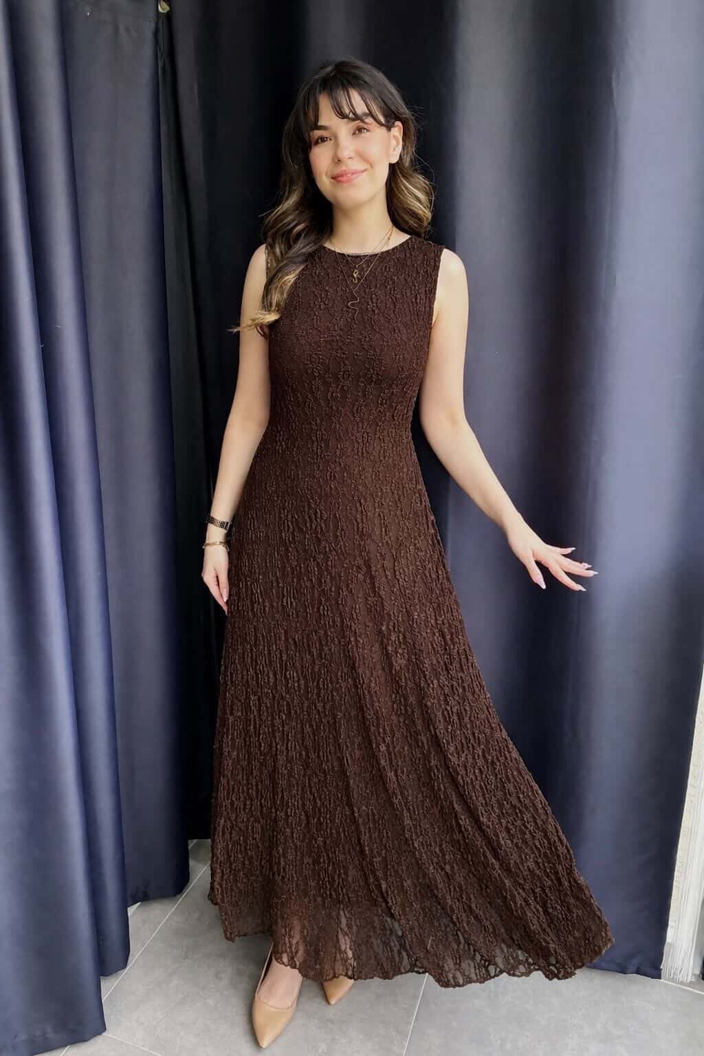Kahverengi Dantelli Elbise