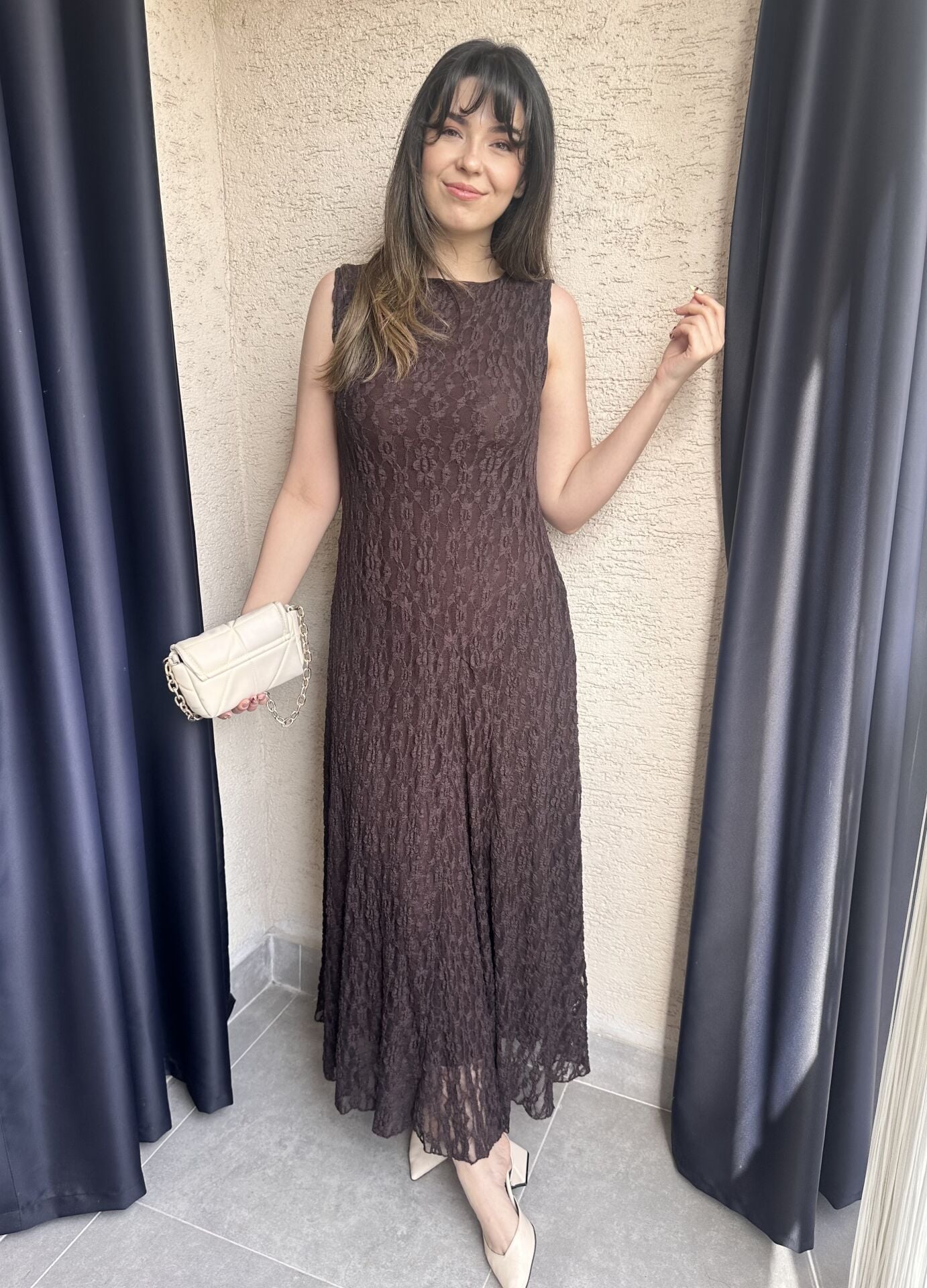 Kahverengi Dantelli Elbise