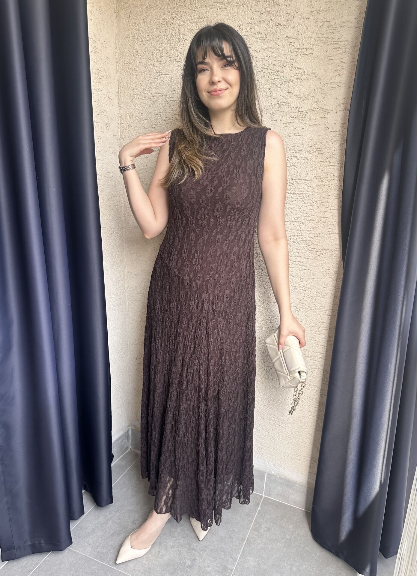 Kahverengi Dantelli Elbise