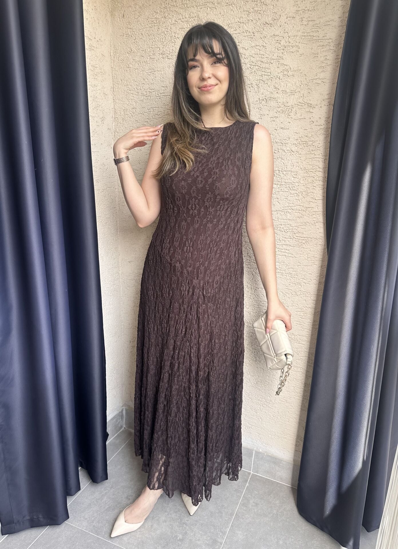 Kahverengi Dantelli Elbise