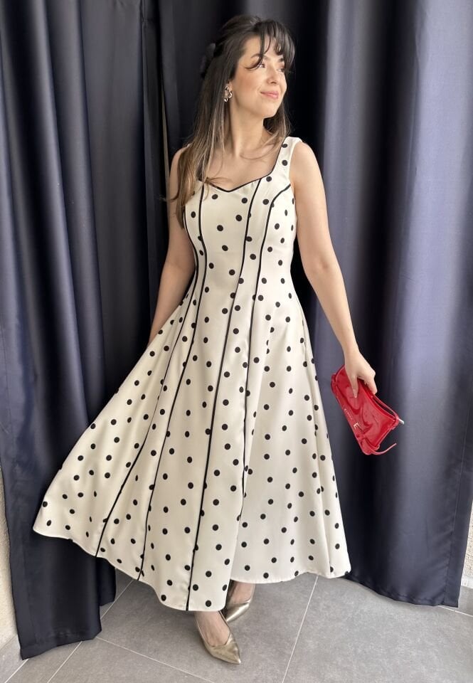 Kalın Askılı Puantiyeli Kalp Yaka Elbise
