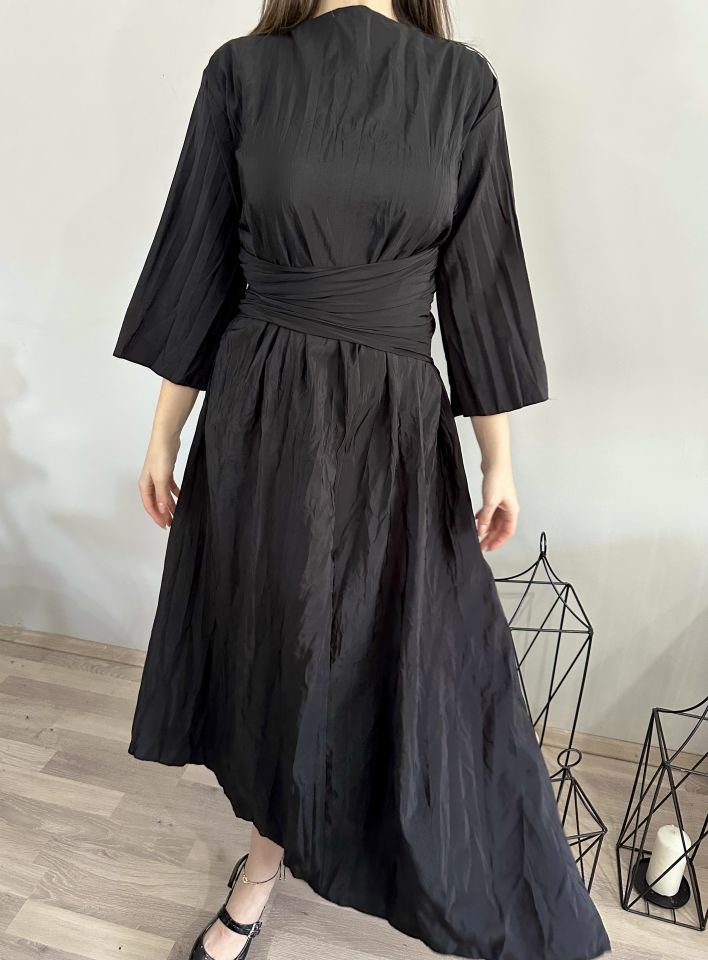 Massimo Kırışık Siyah Asimetrik Elbise