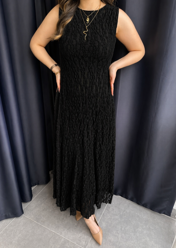 Siyah Dantelli Elbise