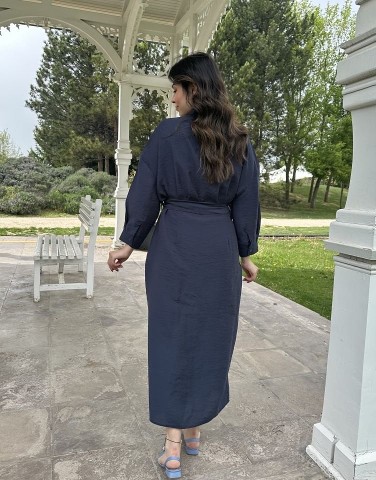 Lacivert Çıtçıtlı Uzun Kollu Tensel Elbise