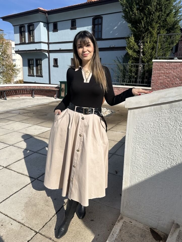 Lara Gold Düğmeli Fermuarlı Elbise