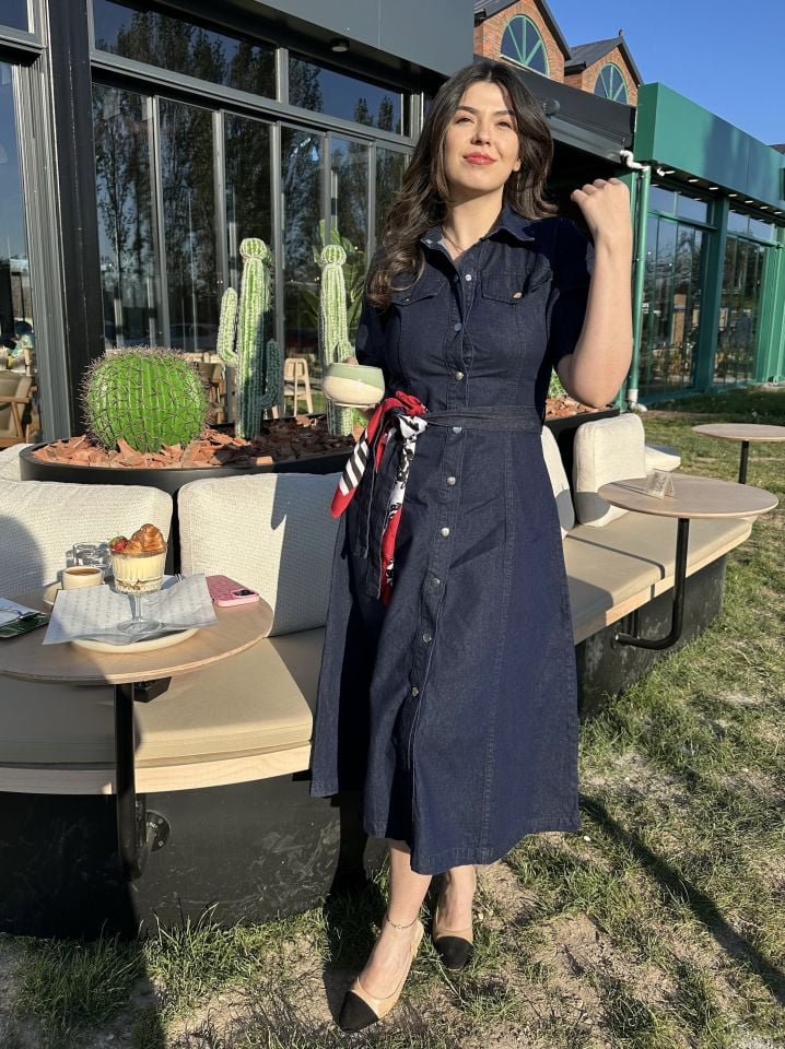 Kısa Kollu Belden Oturtmalı Kot Elbise