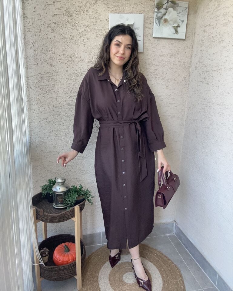 Çıtçıtlı Uzun Kollu Acı Kahve Elbise