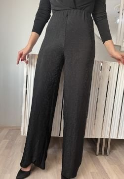 Jakarlı Siyah Pantolon
