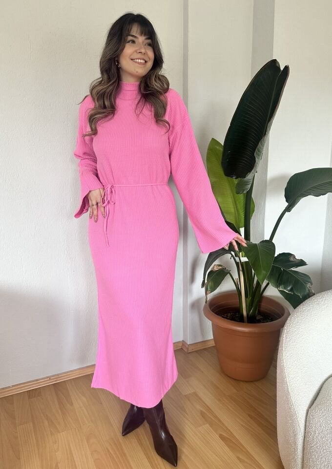 Dora Fitilli Kuşaklı Pembe Triko Elbise