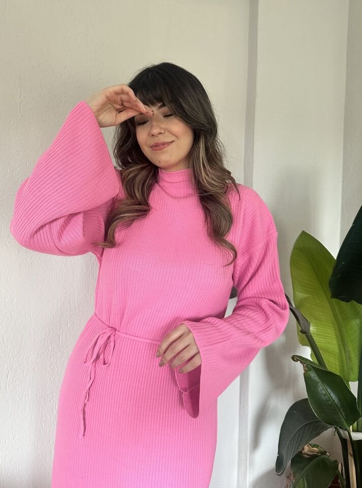 Dora Fitilli Kuşaklı Pembe Triko Elbise