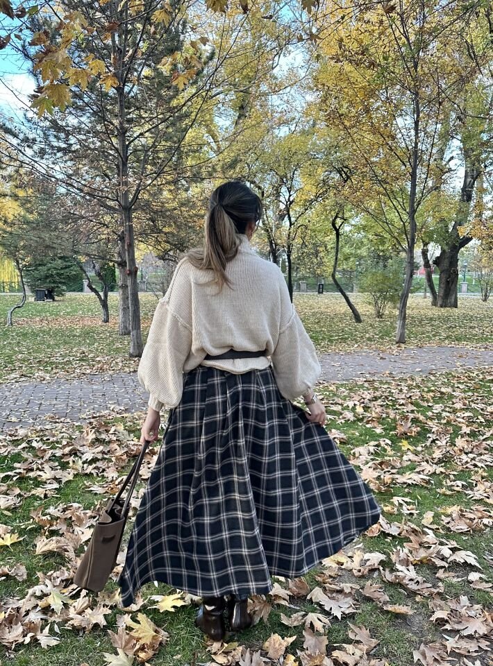 Biye Bel Detaylı Kahve Ekose Etek