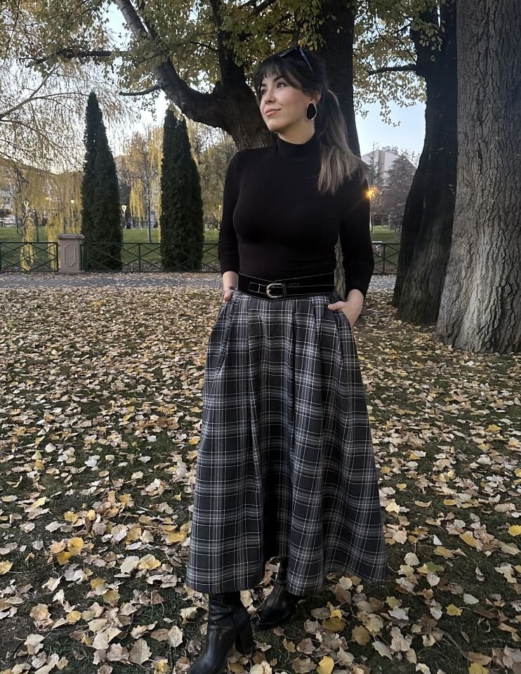 Bel Biye Detaylı Siyah Ekose Etek